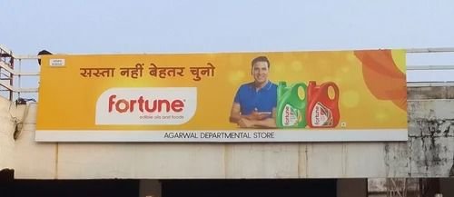 Non-lit billboard advertising provides an affordable, professional solution to boost visibility without high electricity costs. Effective and impactful. non-lit boards