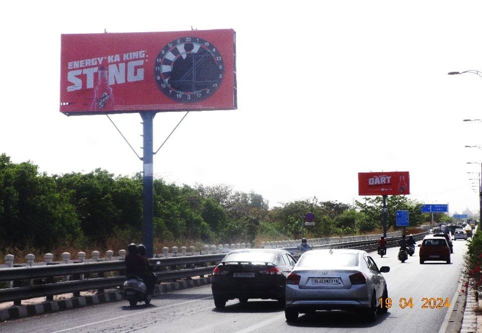 Unipole Branding near Rajghat Delhi - Delhi