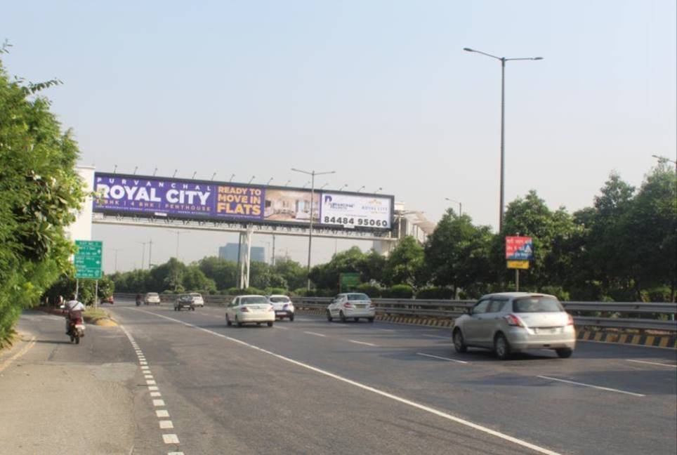 Gantry advertising in Noida Expressway Sector-128 Noida - Noida