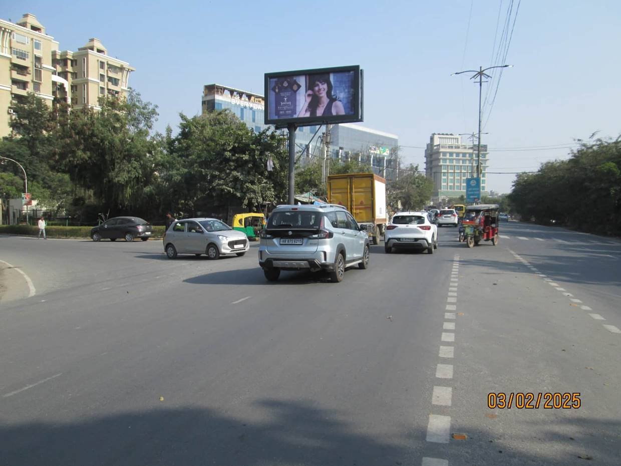 Digital Billboards in CHARMWOOD VILLAGE faridabad - Faridabad
