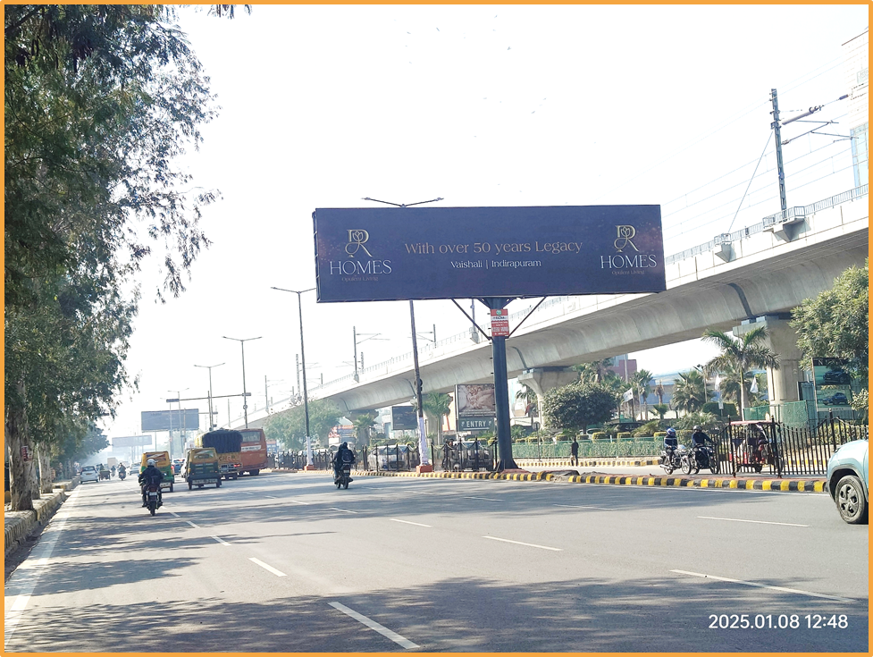 Unipole Advertising in Hotel Country in Ghaziabad - Ghaziabad