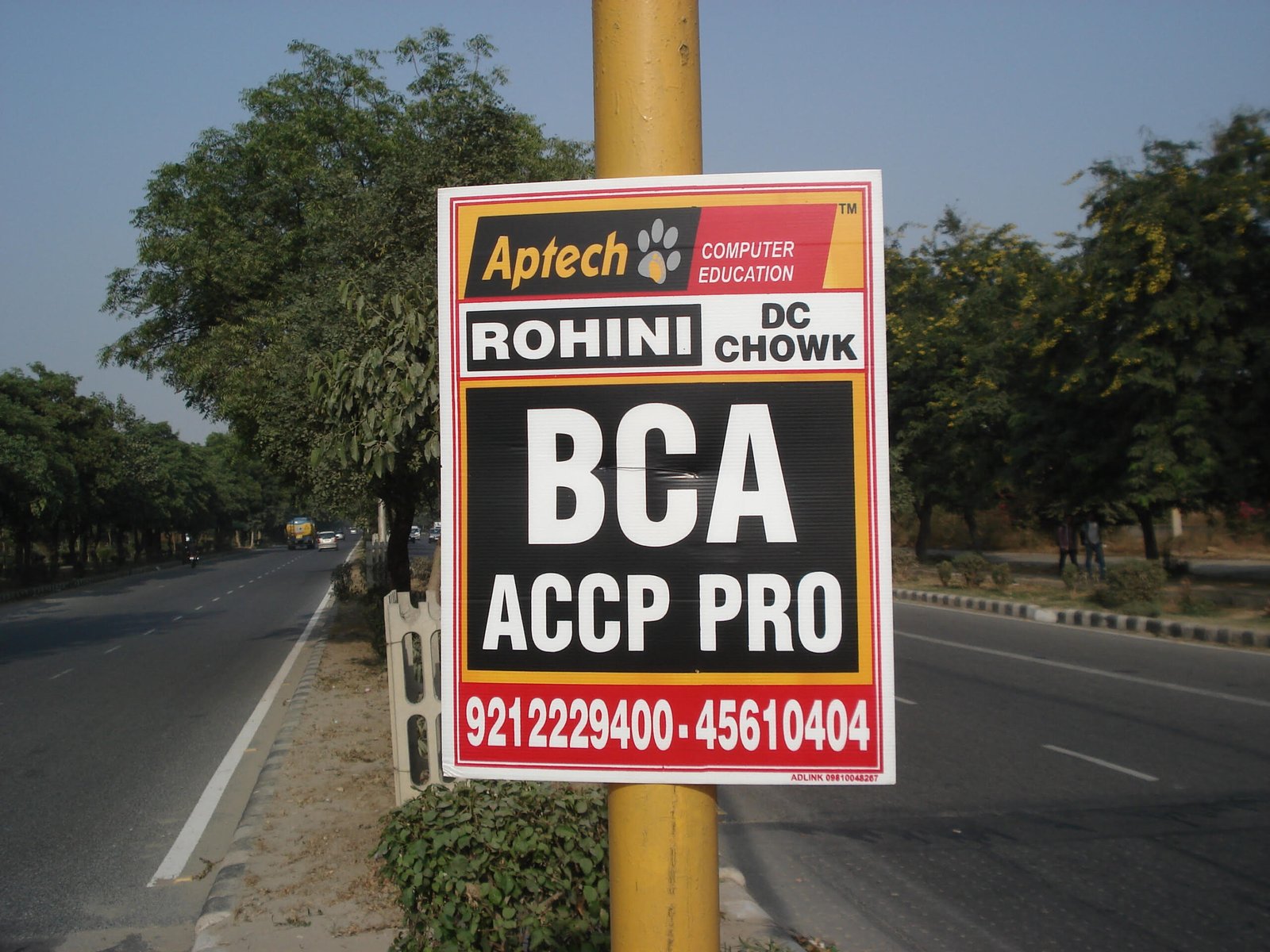 Polekiosks at Byculla – Rani Baug Road Mumbai - Mumbai