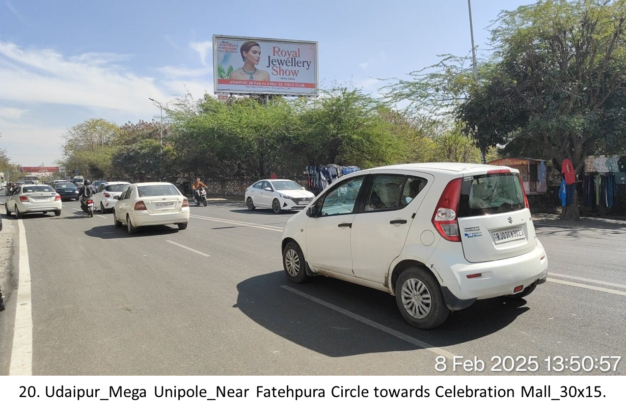 Hoarding Advertising in Fatehpura nr Mall Rajasthan - Rajasthan
