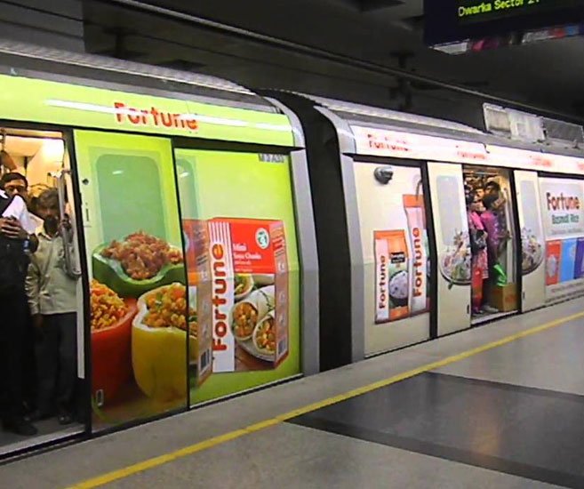 Metro Advertising In Sector 18, Noida - 