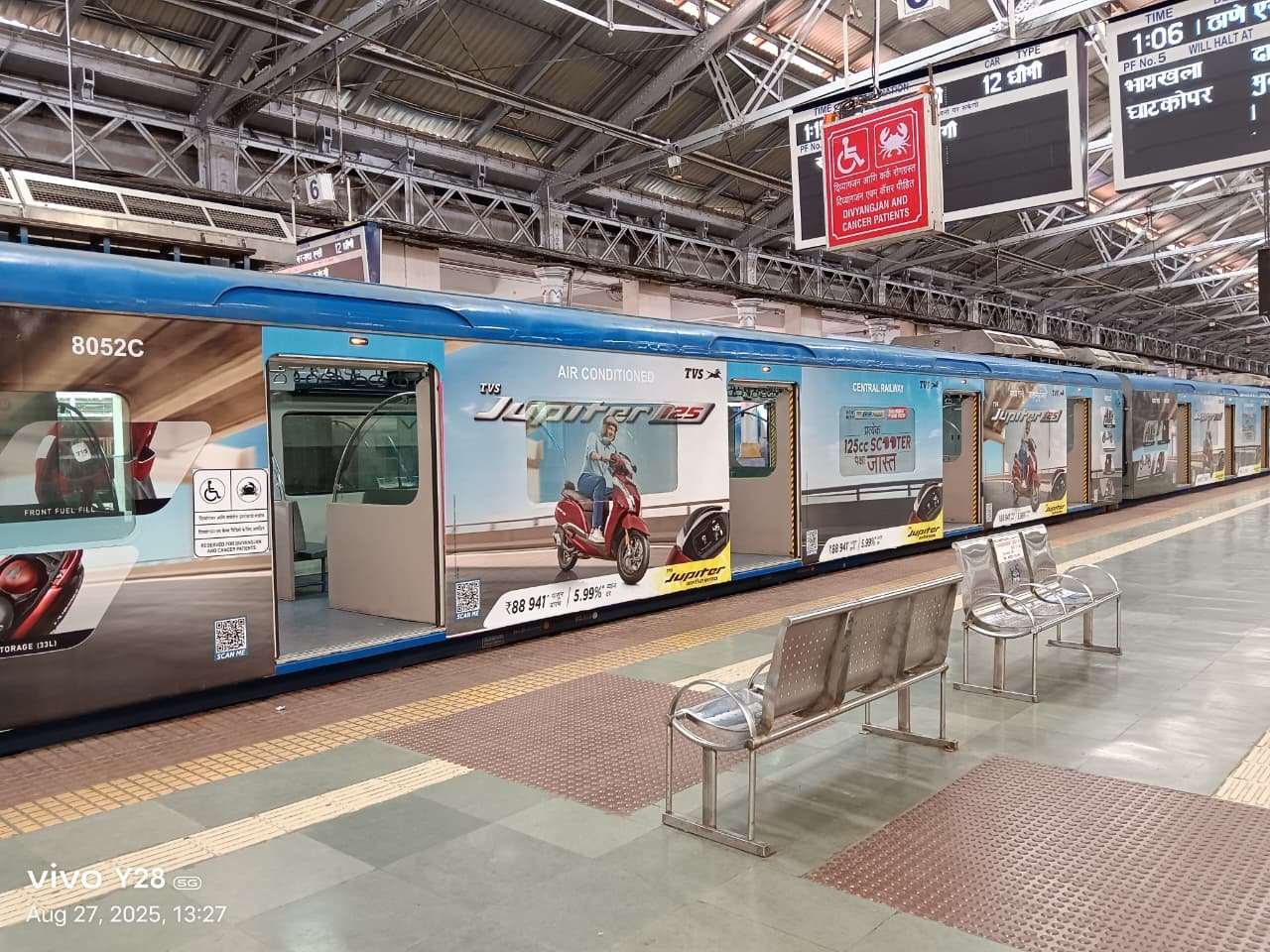 full metro train advertising in Sakherbazar in kolkata metro - 