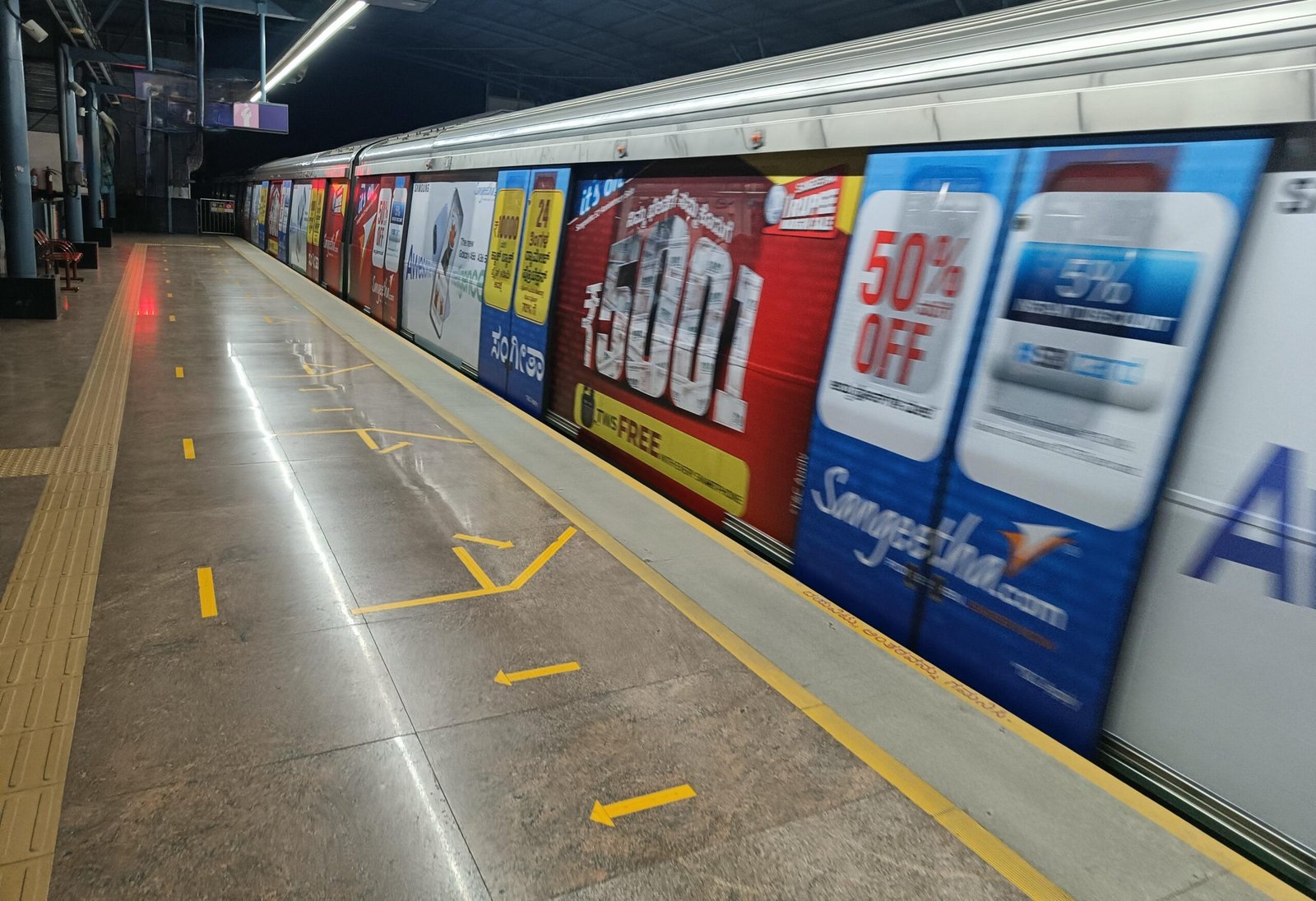 Metro Advertising Company in Punjabi Bagh, Delhi - 